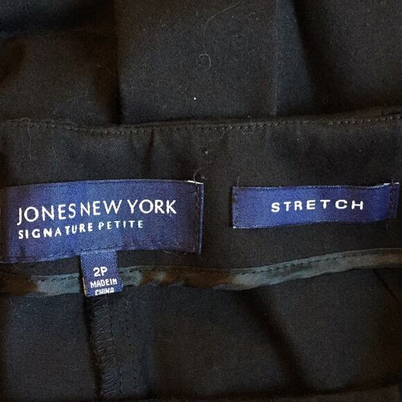 Jones of‎ New York Signature Capri Pants 2P - Picture 4 of 5